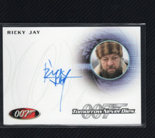 Top 10 James Bond Autographed Trading Cards 14