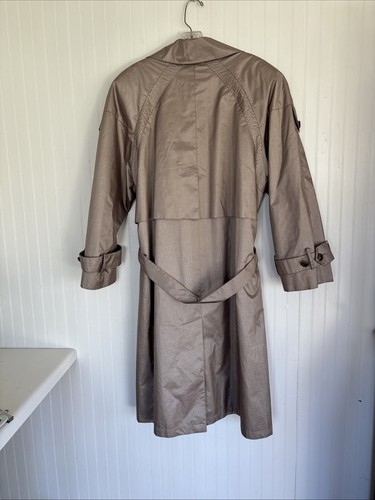 Vintage British Mist rain Coat - Picture 9 of 13