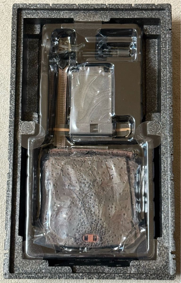 Picture 4 of 16