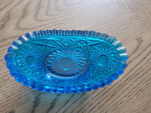 VINTAGE CUT CRYSTAL GLASS BLUE DISH - Picture 5 of 5