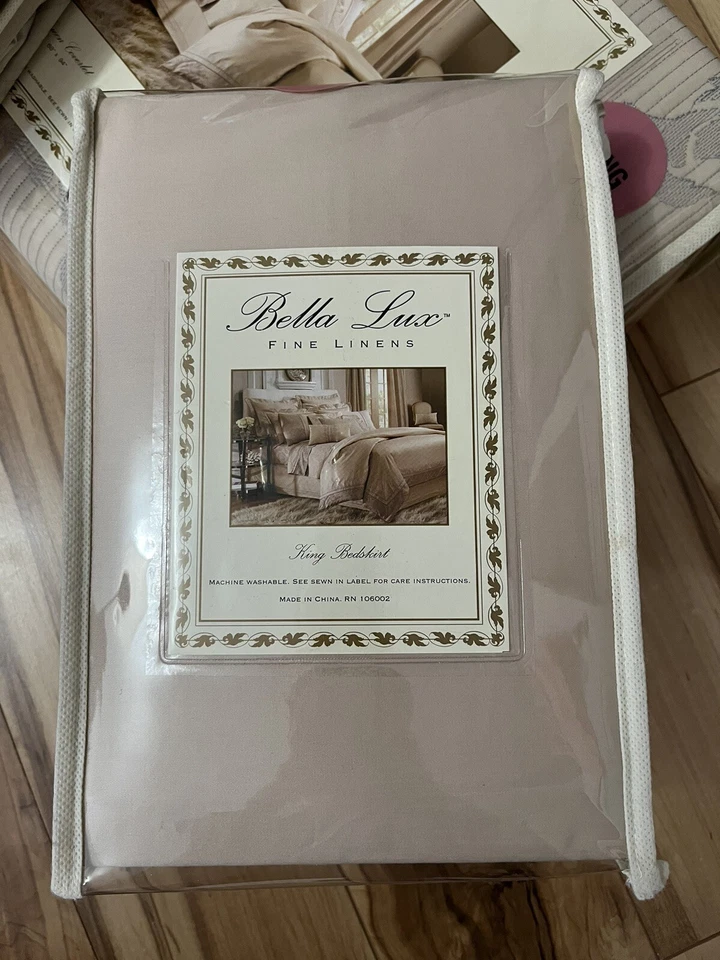 Nuevo cobertor bordado King de algodón Bella Lux con 2 fundas y falda de cama a juego Foto 4 de 4