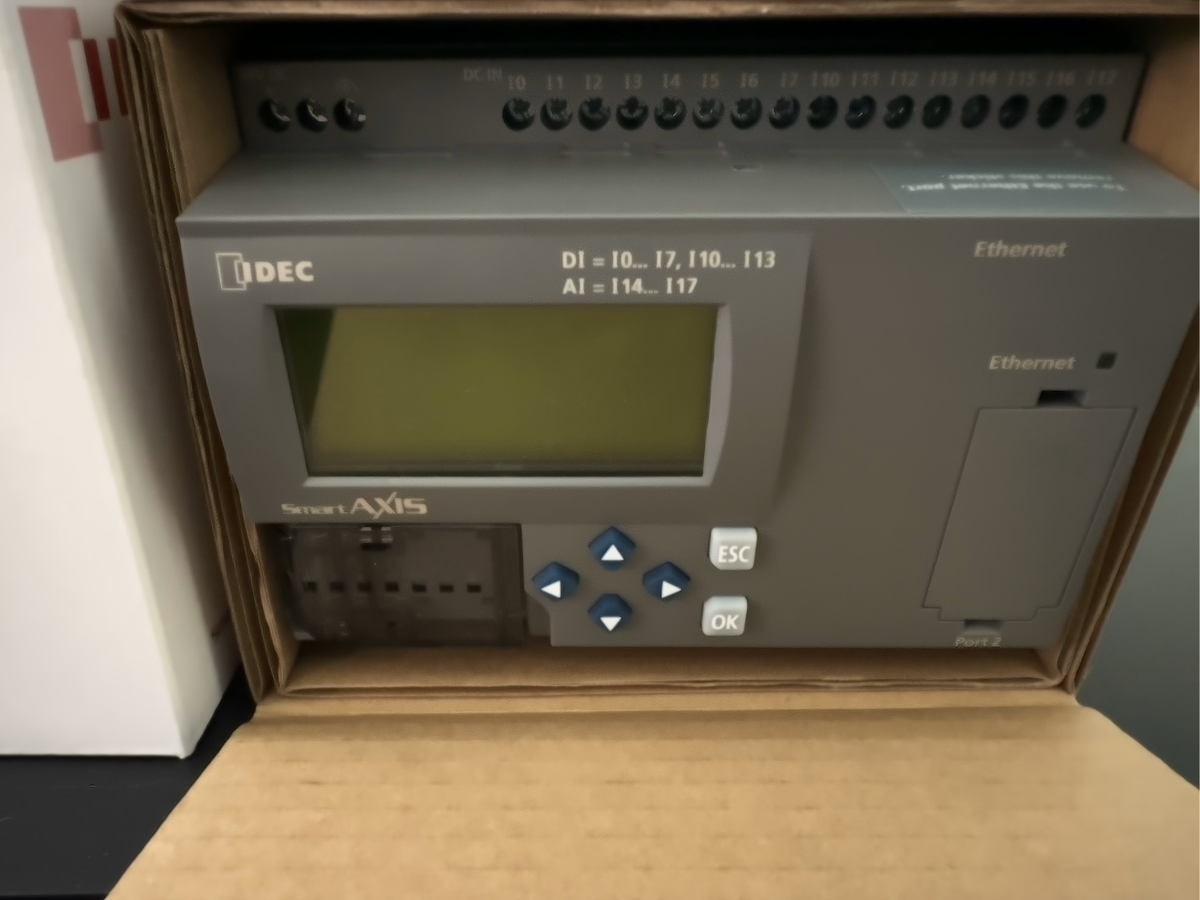 FT1A-H24RA IDEC DC Power 24 I/O CPU SmartAxis PLC Controller