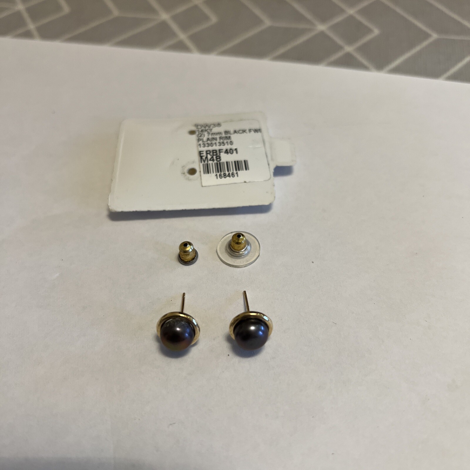 Picture 2 of 5