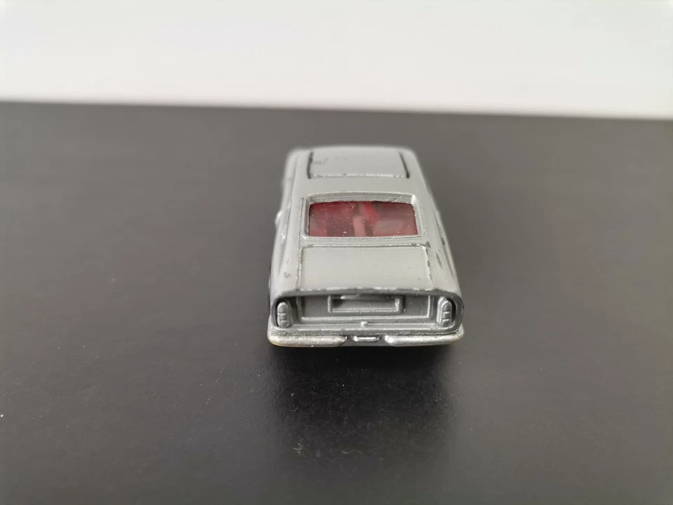CORGI JUNIORS ASTON MARTIN DB6 - Immagine 3 di 4