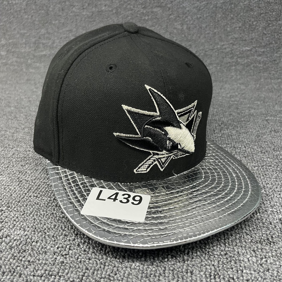 New Era 59FIFTY San Jose Sharks Fitted Hat Black Metallic Silver Croc Brim 7 1/2
