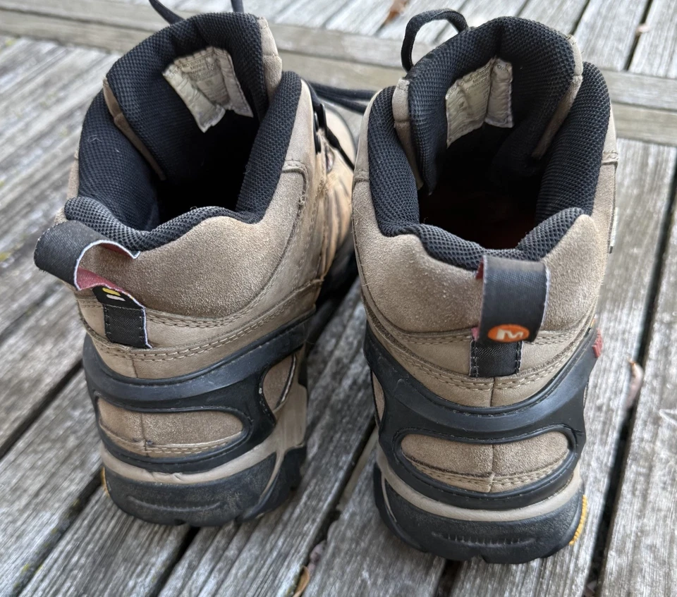 Merrell Outland Men's Mid-Waterproof Hiking Boots, Brown, Vibram Sole Size 10 - Image 3 of 4