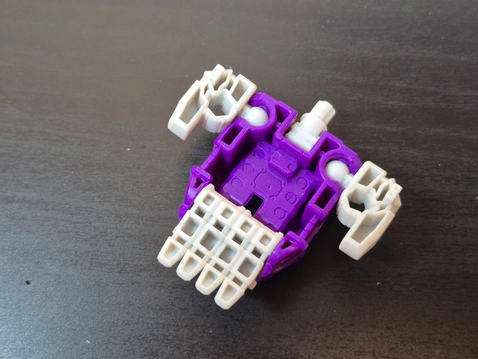 Pistola Transformers Power of the Primes Dreadwind Deluxe Class Piezas Accesorios Foto 3 de 4