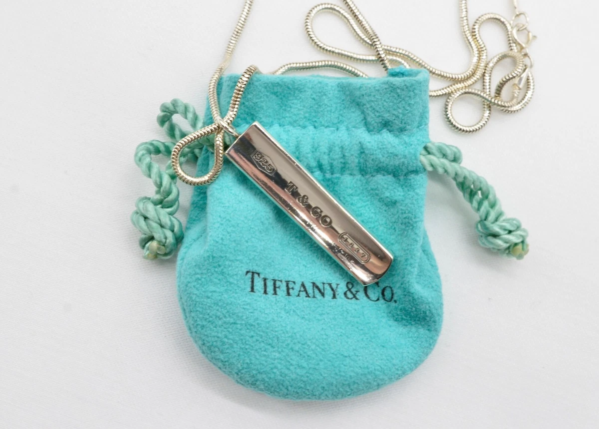 Return to Tiffany® Lovestruck Heart Tag Pendant in Silver, Small | Tiffany  & Co.