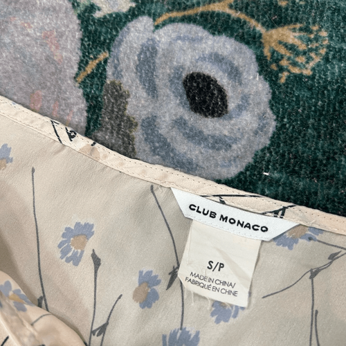 Club Monaco Silk Blouse Womens Small Cream Blue Tie Puff Sleeve Dainty Floral - Picture 9 of 16