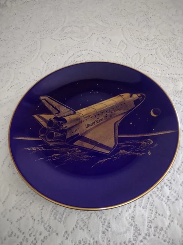 1988 Fleetwood Collection Space Shuttle Discovery