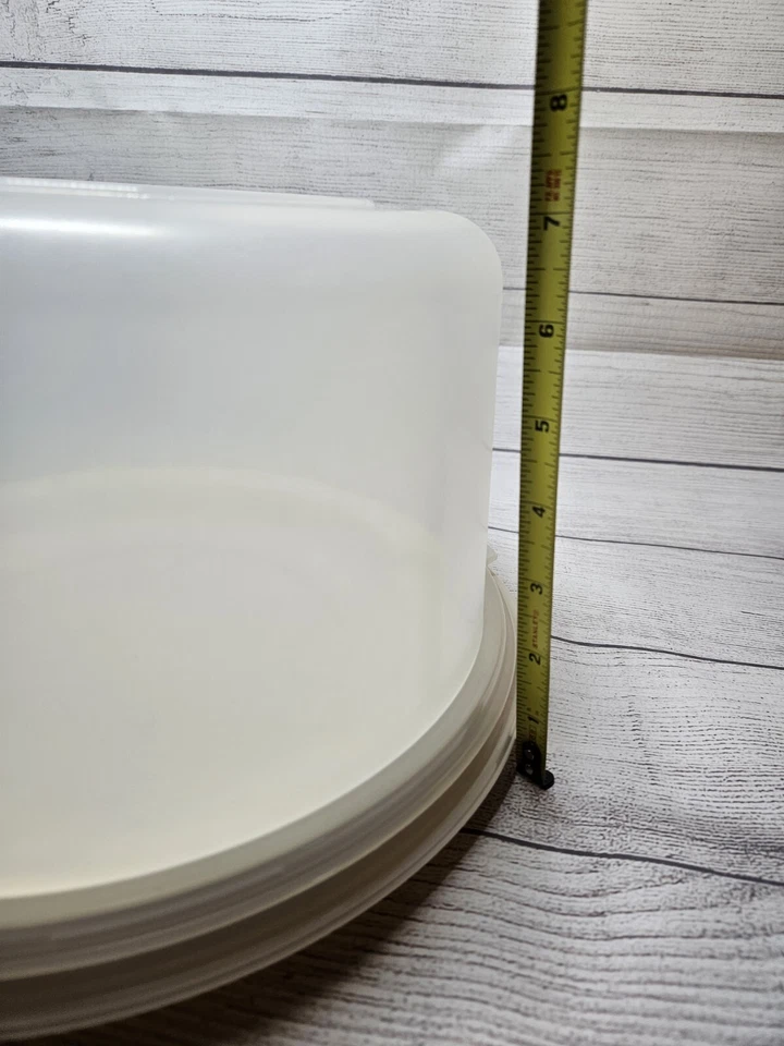 Vtg Rubbermaid Servin' Saver Angel Food Cake Storage Container w/ Snap Lid 0093 - Image 3 of 4