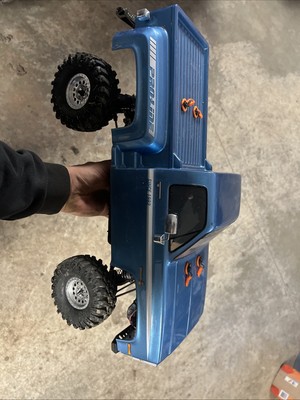 rc rock crawler 1/10 Axial 40th Anniversary