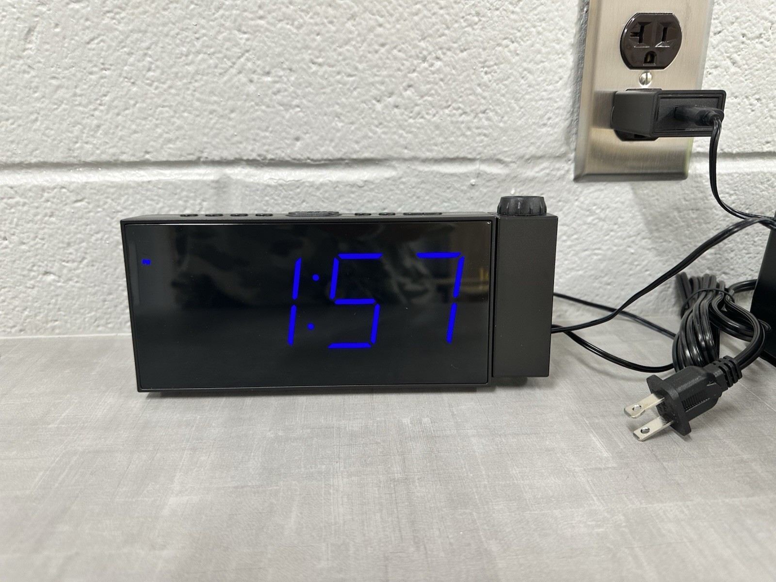 New Digital Alarm Clock Adjustable Settings Large Screen Ceiling Light