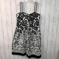 Robbie Bee NWOT Women's Black and White Floral Print Sleeveless Dress Size 16