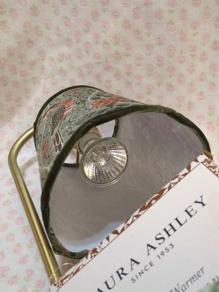 NUEVO Laura Ashley Calentador de Velas Sin Llama Base de Mármol Verde Pájaros Tono Foto 3 de 4