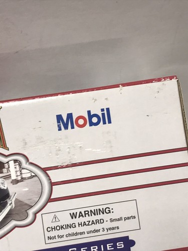 2001 Mobil Vintage Tow Truck LIMITED EDITION Collectors Series DIECAST 1:18 - Picture 7 of 11