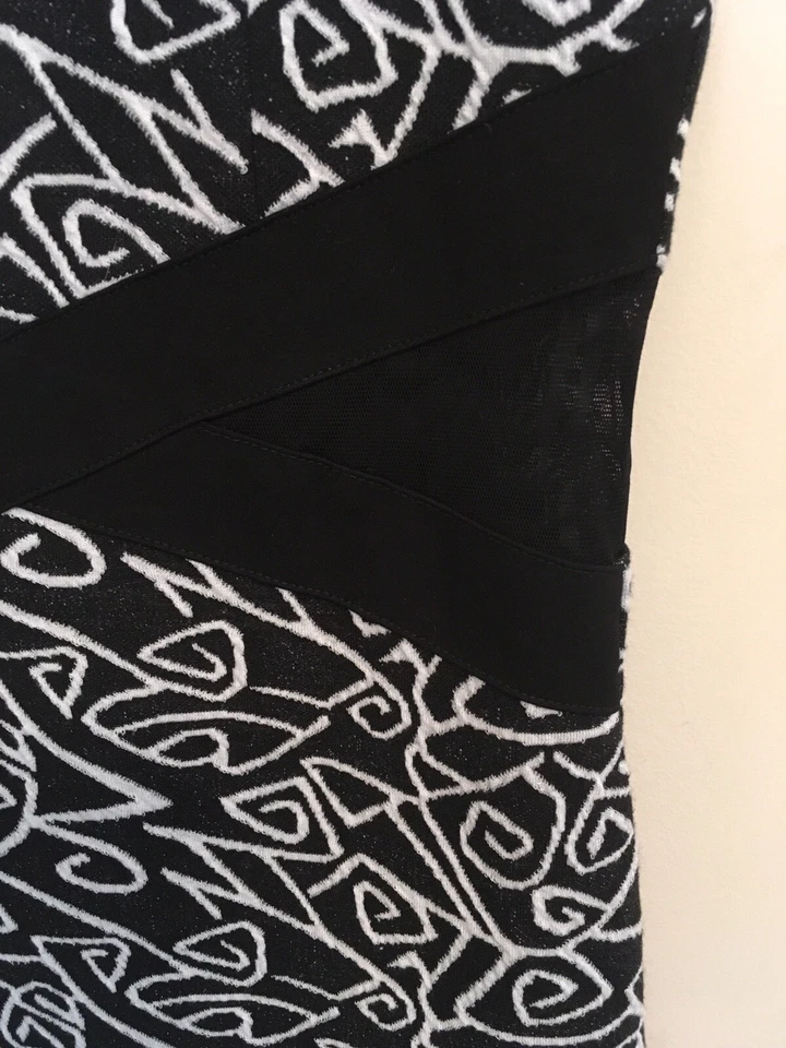 Elisa B. Vestido blanco y negro para niñas con recorte de malla negra, talla 12 Foto 2 de 4