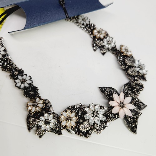 New Zara Accessories Silver Gunmetal Crystal Floral Rhinestone Headband Hair - Picture 4 of 5