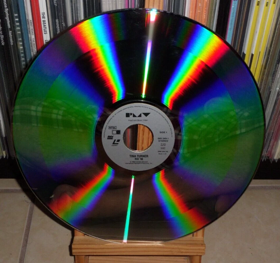 TINA TURNER RIO 88 LIVE IN RIO DEJANEIRO LASERDISC WHAT'S LOVE GOT TO DO WITH IT - Image 3 of 4