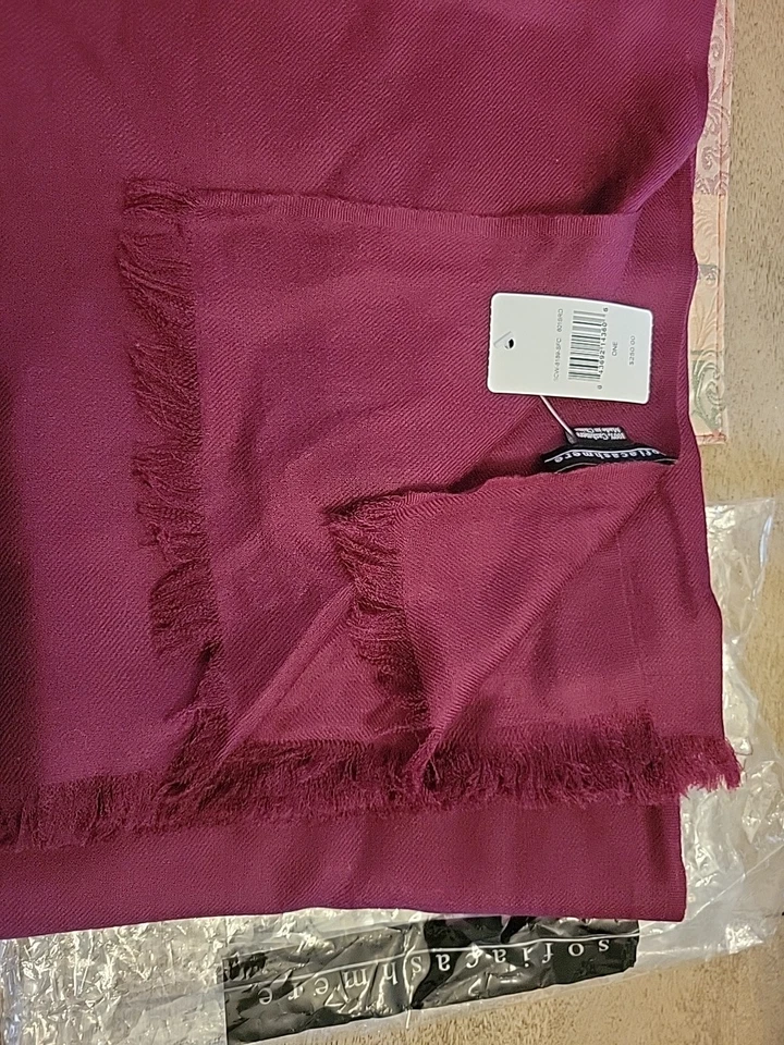 Chal envolvente ligero Sofia Cashmere para mujer borgoña 100 % cachemir Os Foto 3 de 4