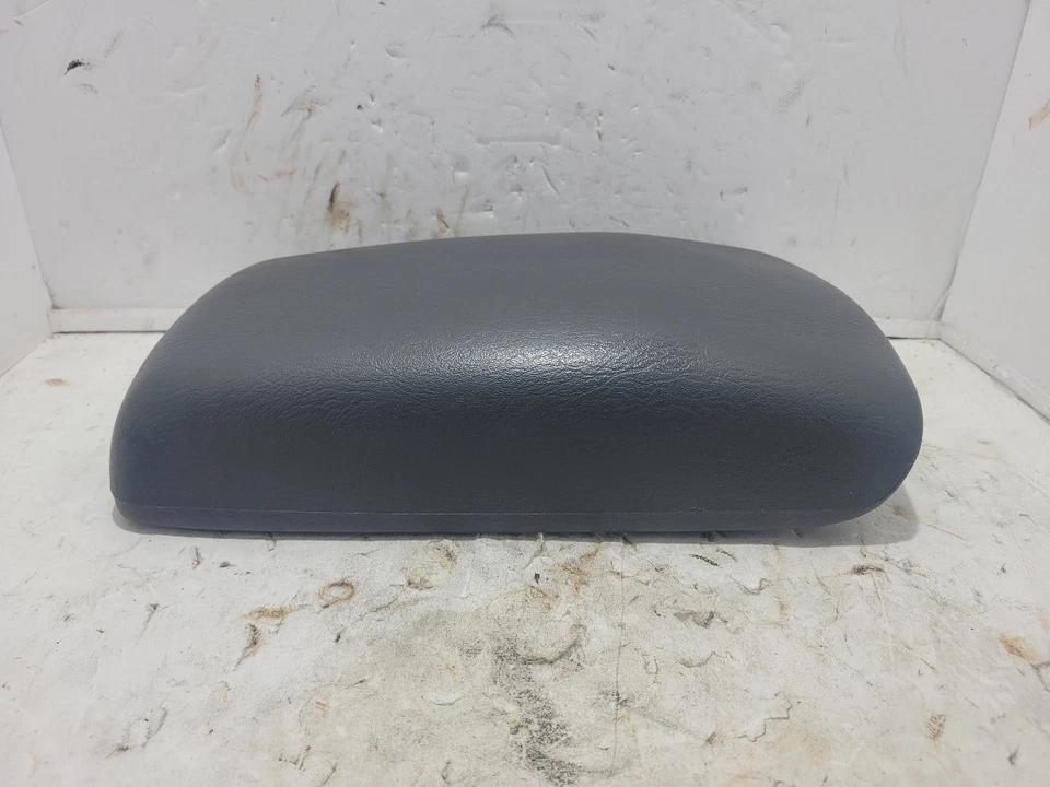 Black Center Console Armrest Lid for 2002-2007 Jeep Liberty OEM Quality Plastic - Imagem 2 de 4