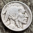 1916 Buffalo nickel, nice original VG condition coin full date part horn detail