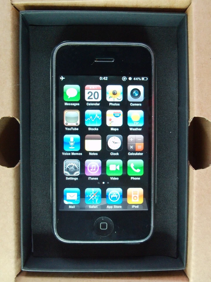 Apple iPhone 2g 8gb 1st Generation A1203 & Black Slim Box - Rare 2007 - Image 2 of 4