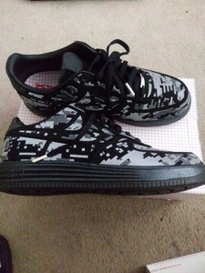 tenis nike lunar force