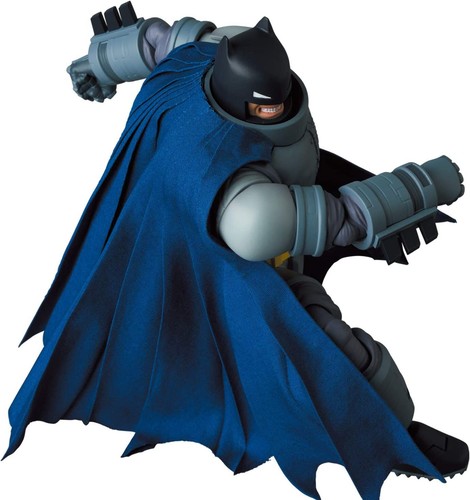 Medicom Toy MAFEX No.146 ARMORED BATMAN The Dark Knight Returns Action