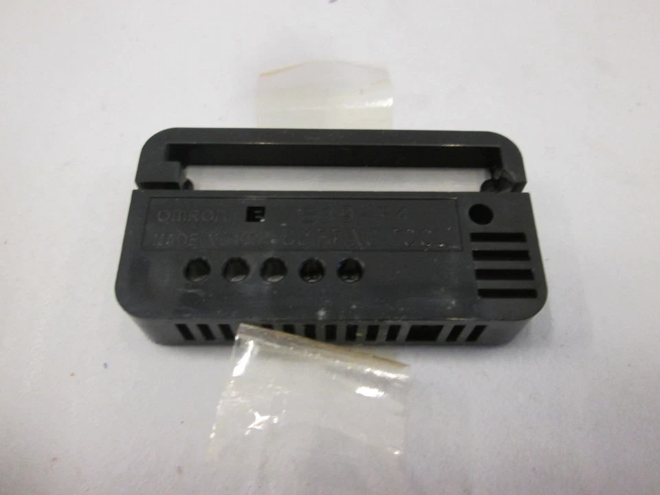 Omron, E32-L25, Photo Electric Fiber Switch, New - Image 4 of 4