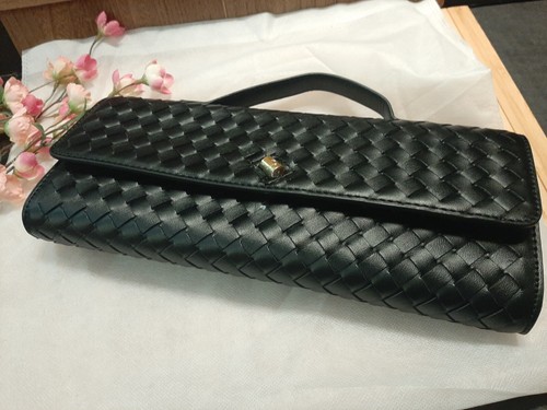 Black Woven Handbag , Crossbody Clutch, Vegan Leather Gold Chain & CB Strap !! - Picture 8 of 11