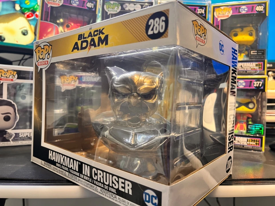 Funko POP! Виниловая фигурка DC Comics Hawkman in Cruiser Black Adam No286 - Изображение 2 из 4