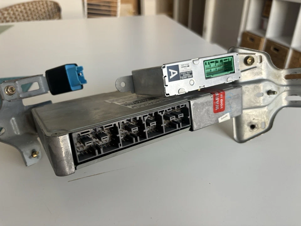 1997 LEXUS LS400 ECU MÓDULO DE CONTROLE DE MOTOR 89661-50341 - Imagem 2 de 4