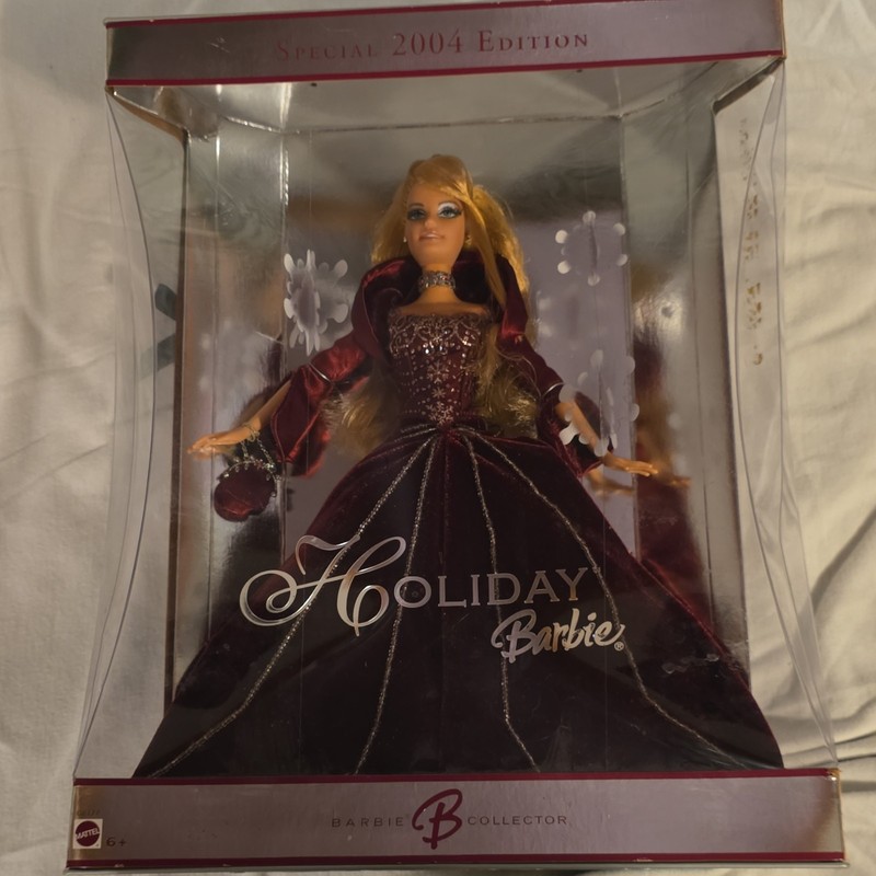 Mattel 2004 Holiday Barbie Special Edition Collector Doll 12in MPN G8177