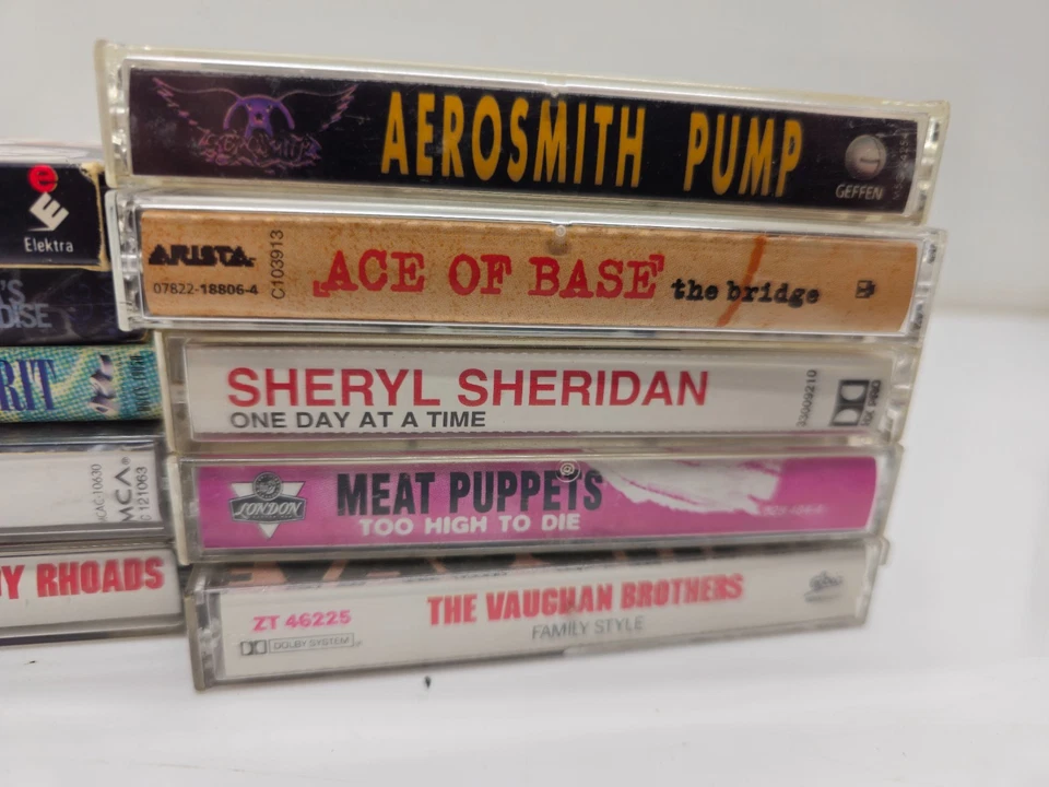 Lot of 10 Cassette Tapes 90s Rock Pop Rap Nirvana Coolio Aerosmith Ozzy Vtg Foto 3 de 3