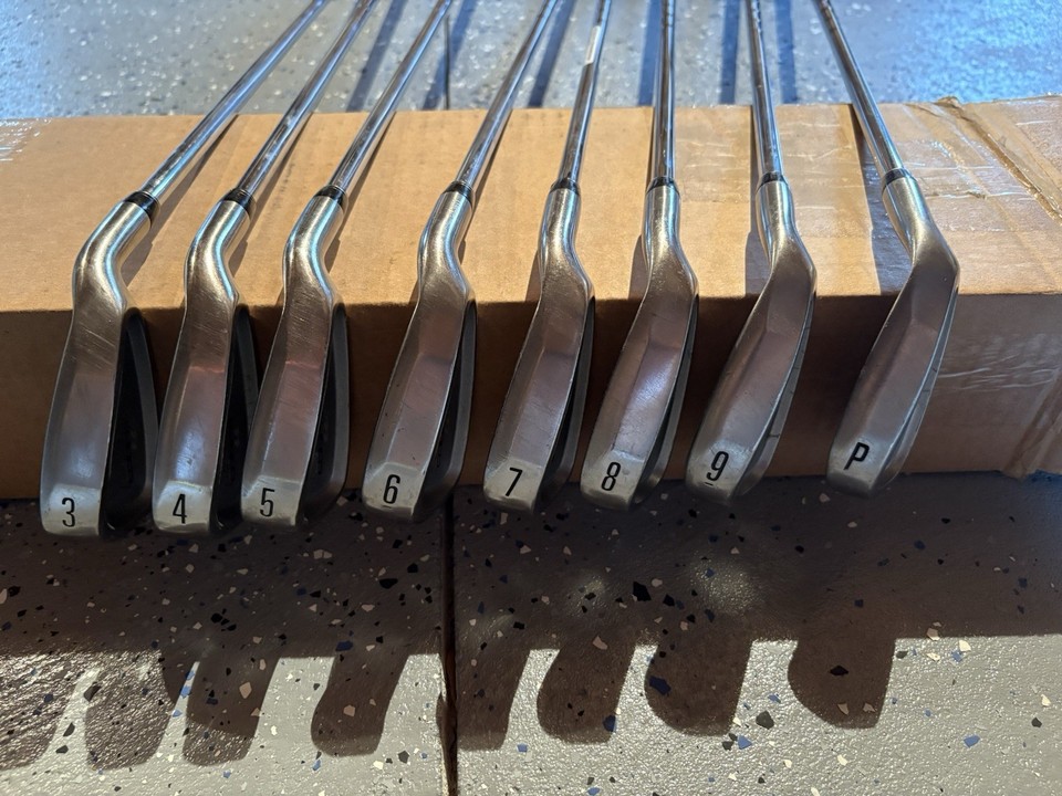 King Cobra SS-i 4 Irons w/ 75g Regular Flex Graphite Shaft