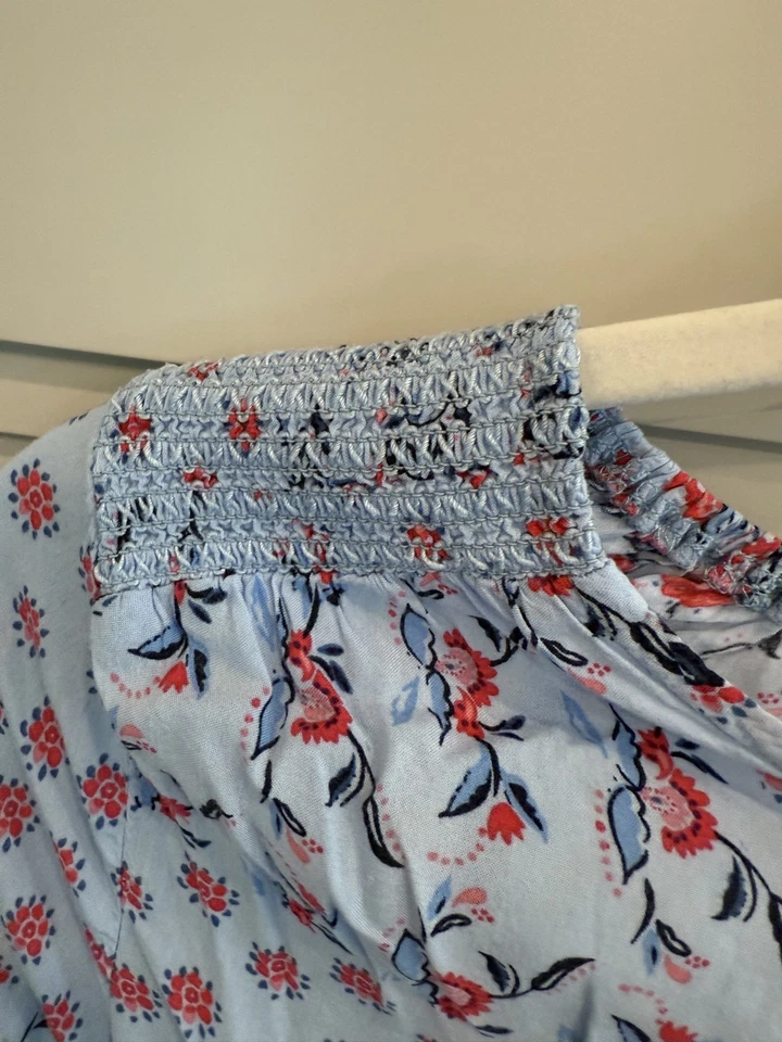 Espléndido mameluco floral azul y rojo para niñas de manga larga y pantalones cortos talla 12 Foto 4 de 4