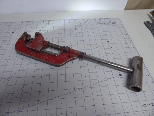パイプカッター　TRIMONT MFG CO Trimont Pat 1895 Trimo No.1 Heavy Duty Pipe Cutter 1/8 - 1 1