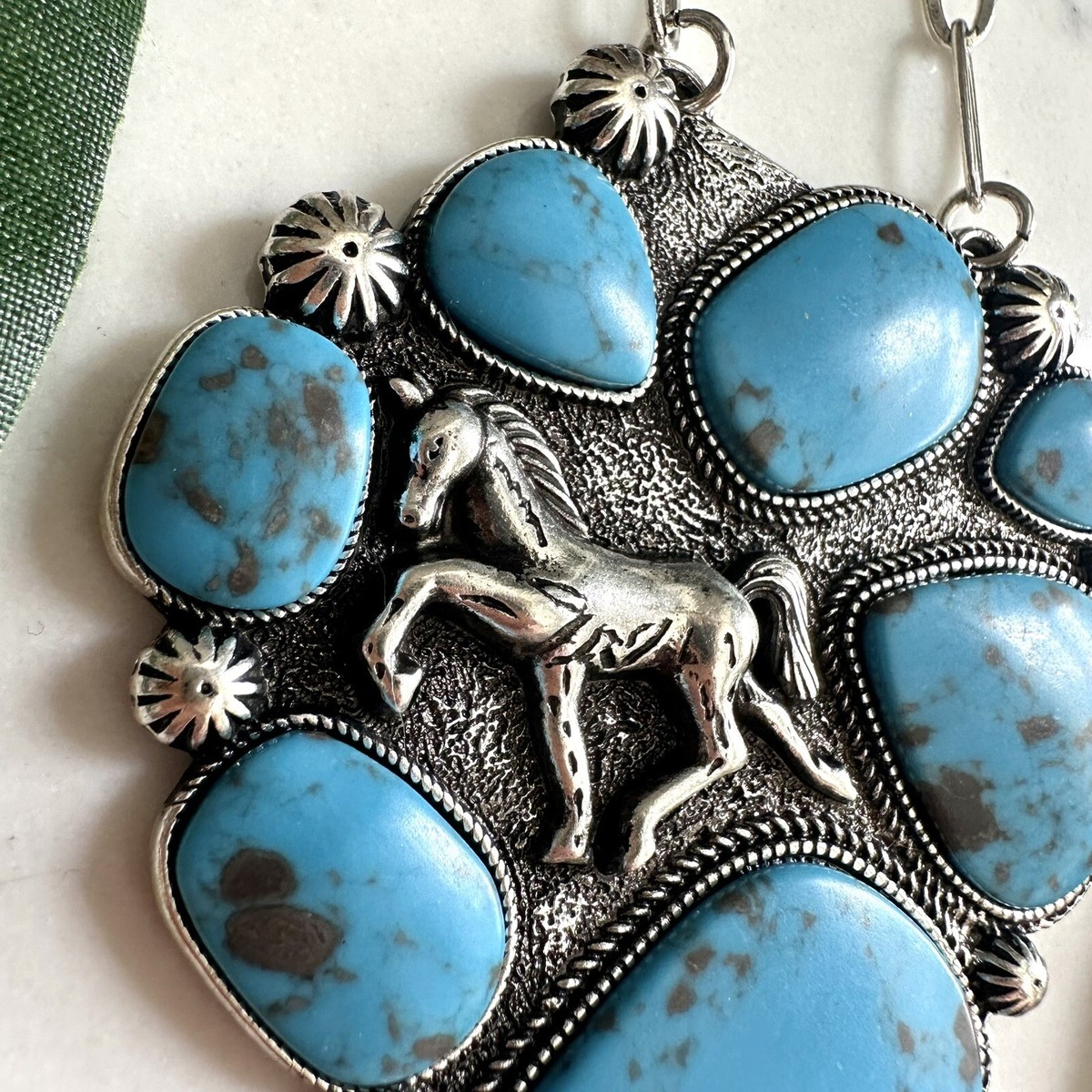 Turquoise Stone Horse Necklace Silver Southwestern Boho