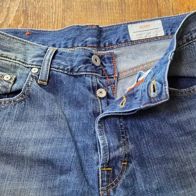 Hugo Boss Men's Denim Jeans 32 Waist - Clean, Pre-Owned thumbnail 5