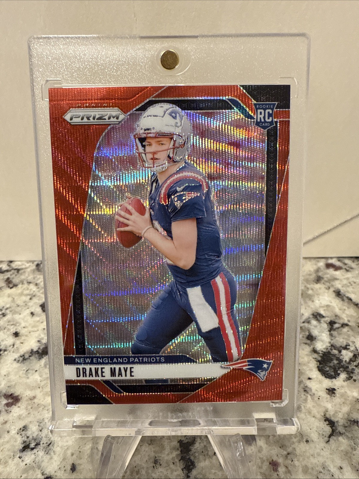 2024 Panini Prizm - Rookies Drake Maye #329 Red Wave Prizm /149 (RC)