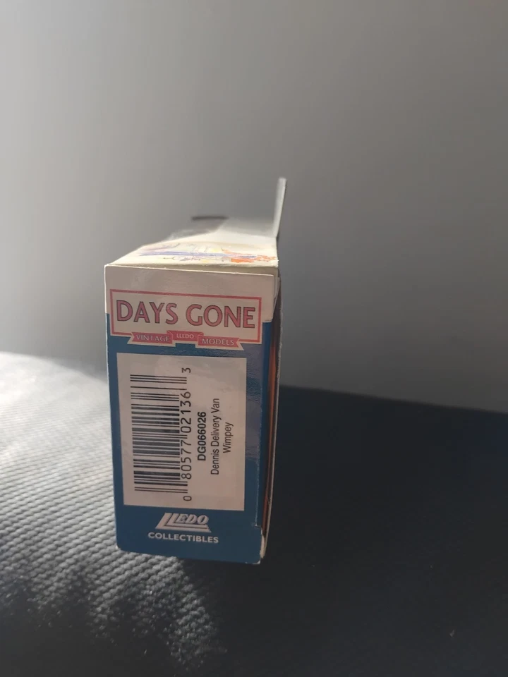 Days Gone Lledo Model Dennis Delivery Van Wimpey Construction - Image 3 of 4