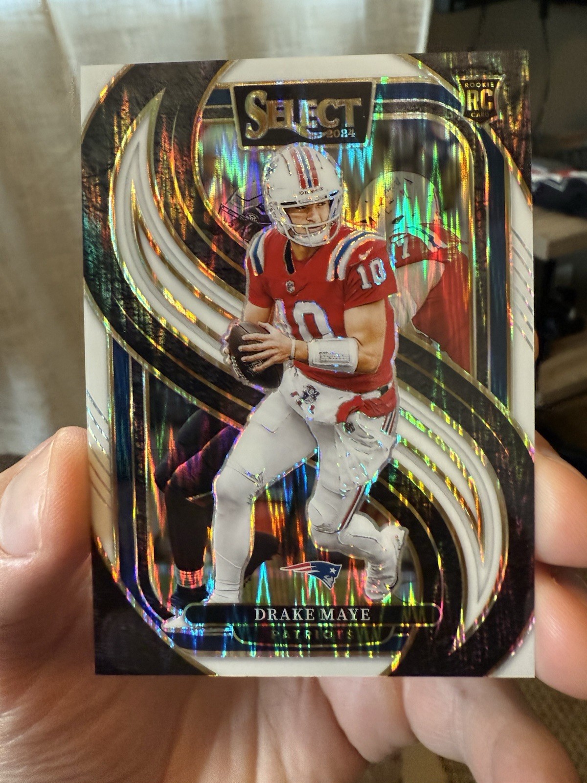 2024 Panini Select Premier Level Drake Maye #113 White Shock Prizm /199 (RC)