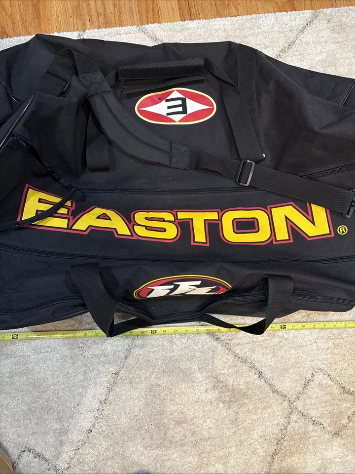 Bolsa de hockey Easton Ultra Lite con correa para el hombro negra y amarilla de 3 pies de largo Foto 3 de 4