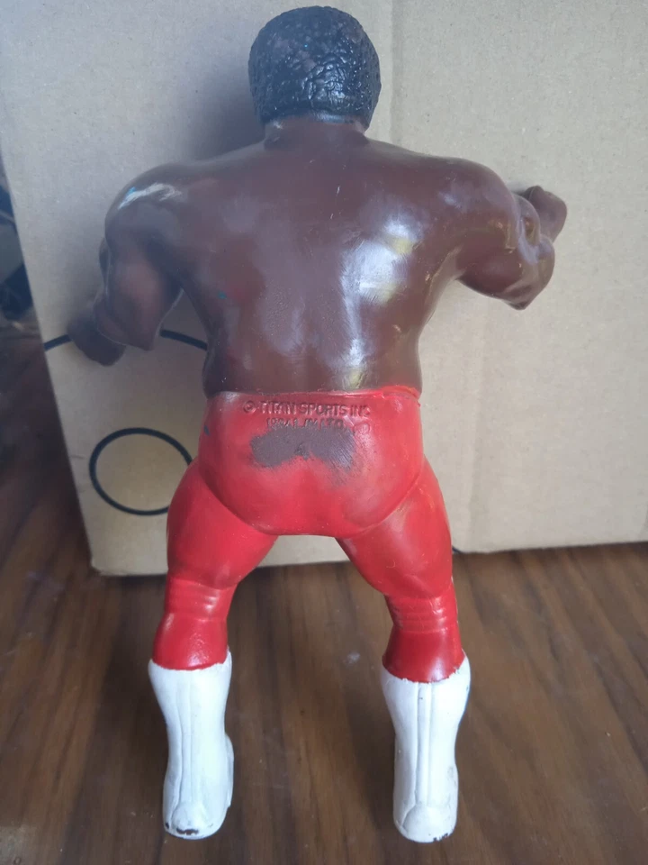 Figura de lucha libre vintage LJN WWF Junk Yard Dog - Imagen 4 de 4