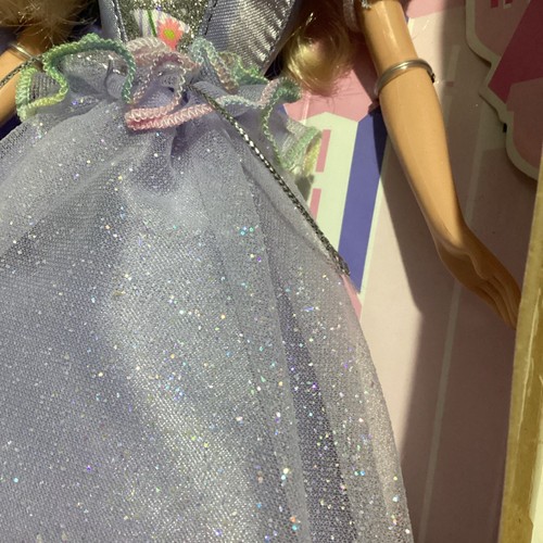 ⭐️2000 Mattel 28264 Barbie Prinzessin Puppe ⭐️Flieder glitzerndes Kleid, Pinsel, Krone⭐️ - Bild 5 von 14