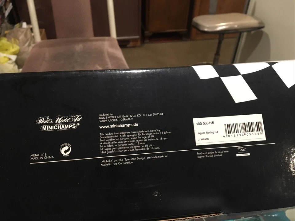 Fórmula 1 Jaguar Racing R4 2003 Justin Wilson MiniChamps 1/18 autografiado firmado Foto 4 de 4