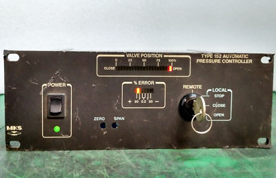 10882 MKS AUTOMATIC PRESSURE CONTROLLER TYPE 152 W/KEY 152F-P0