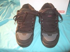 Globe Sabre Black/Phantom/Red 8.5 USA Used