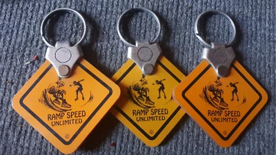 ROADSIGN 19 Stück Schlüsselanhänger Inliner Skater Rollerblade inlineskates RESTPOSTEN